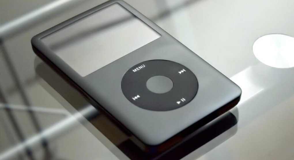 Τέλος εποχής μετά από 21 χρόνια για το iPod της Apple, που έφερε επανάσταση στην ψηφιακή μουσική