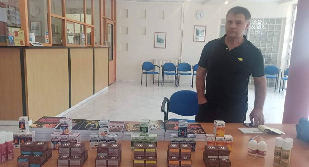 Τα προϊόντα του Βελόπουλου στην Έδεσσα Τα προϊόντα του Βελόπουλου στην Έδεσσα
