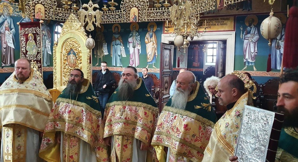 Ειρηνικό συλλείτουργο ιερέων από Ελλάδα, Βουλγαρία, Ρωσία και Ουκρανία