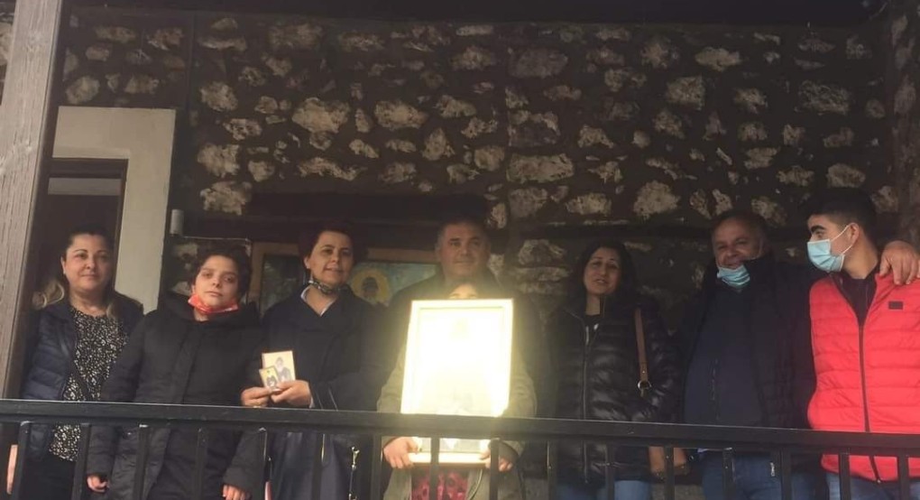 Έλαμψε η εικόνα του Αγίου Παΐσιου Έλαμψε η εικόνα του Αγίου Παΐσιου