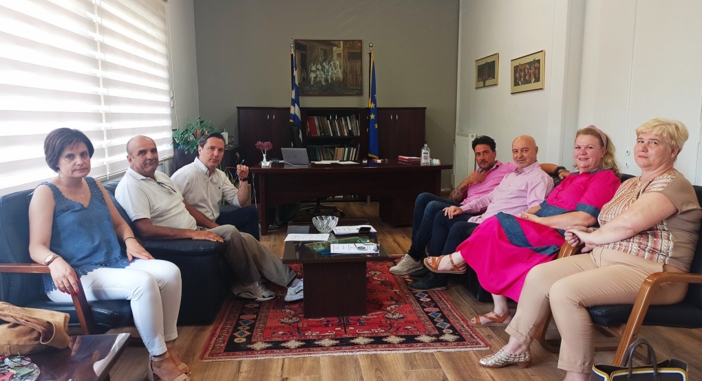 Τον Ιούλιο στη Νάουσα το 36ο Πανελλήνιο Αντάμωμα Βλάχων Τον Ιούλιο στη Νάουσα το 36ο Πανελλήνιο Αντάμωμα Βλάχων