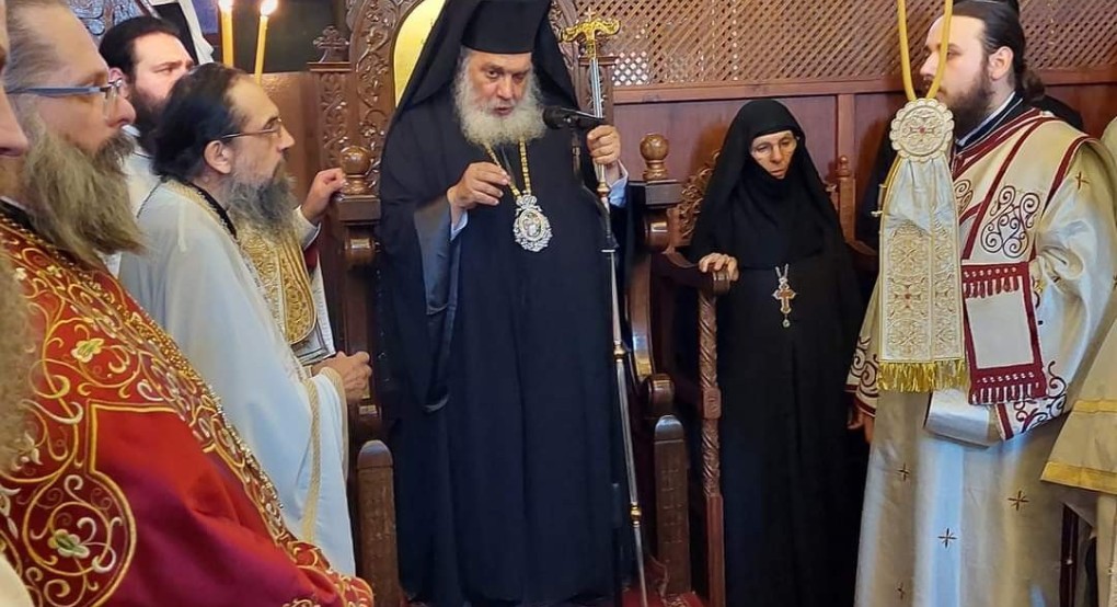 Πανηγυρικός Εσπερινός στην Αγία Τριάδα Έδεσσας Πανηγυρικός Εσπερινός στην Αγία Τριάδα Έδεσσας