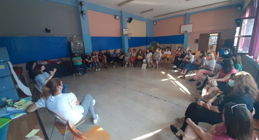 Σχολεία: Άνοιγμα χωρίς υποχρεωτικές μάσκες και self test Σχολεία: Άνοιγμα χωρίς υποχρεωτικές μάσκες και self test
