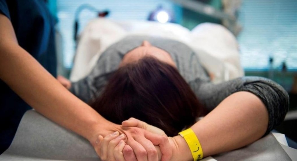 Η Ομοσπονδία Γυναικών Ελλάδας υψώνει τη φωνή της και καταγγέλλει την απόφαση του Ανώτατου Δικαστηρίου των ΗΠΑ Η Ομοσπονδία Γυναικών Ελλάδας υψώνει τη φωνή της και καταγγέλλει την απόφαση του Ανώτατου Δικαστηρίου των ΗΠΑ
