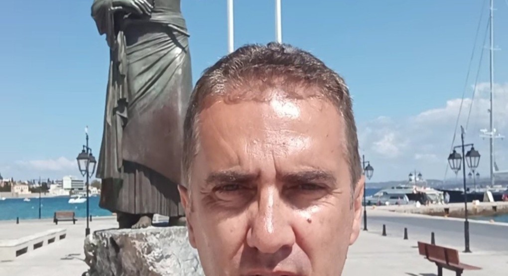 Μαλκίδης: Η Λασκαρίνα Μπουμπουλινα δείχνει τον δρόμο Μαλκίδης: Η Λασκαρίνα Μπουμπουλινα δείχνει τον δρόμο