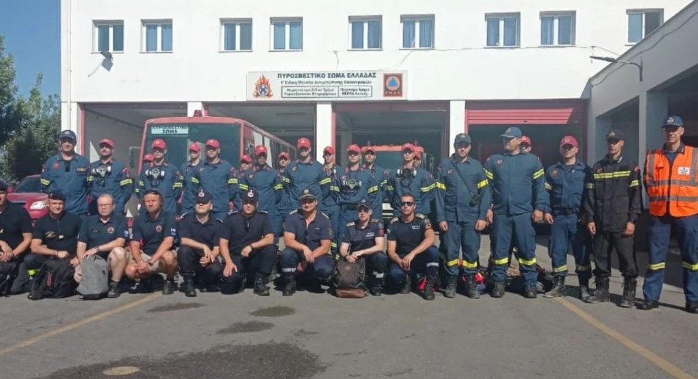 200 Ευρωπαίοι πυροσβέστες στη μάχη των δασικών πυρκαγιών -Έφτασαν 28 Ρουμάνοι πυροσβέστες στην Αθήνα
