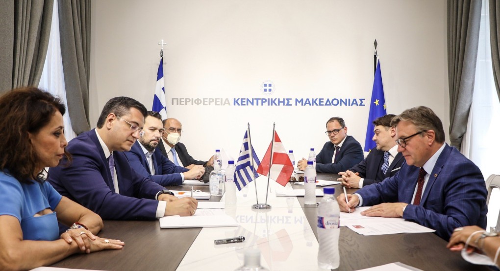 Σύμφωνο συνεργασίας Περιφέρειας Κεντρικής Μακεδονίας και Tyrol της Αυστρίας για τον τουρισμό και τον πρωτογενή τομέα υπέγραψαν οι κ.κ. Τζιτζικώστας και Platter Σύμφωνο συνεργασίας Περιφέρειας Κεντρικής Μακεδονίας και Tyrol της Αυστρίας για τον τουρισμό και τον πρωτογενή τομέα υπέγραψαν οι κ.κ. Τζιτζικώστας και Platter