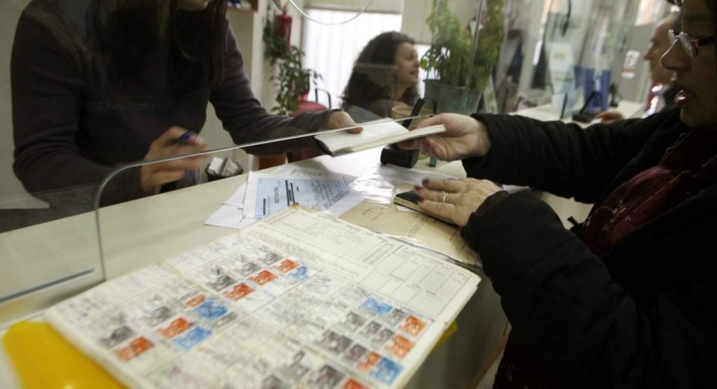 Συντάξεις-ΙΚΑ: Ποιοι «κλειδώνουν» την έξοδο σε ηλικίες έως 60 ετών