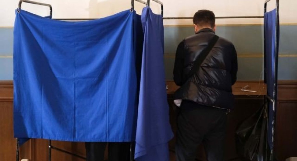 Δημοσκόπηση της Marc: Προβάδισμα 9,5 μονάδων για τη ΝΔ Δημοσκόπηση της Marc: Προβάδισμα 9,5 μονάδων για τη ΝΔ
