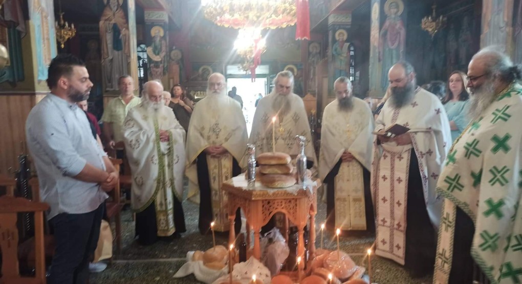 Πανηγυρικός Εσπερινός στο Ριζο Πανηγυρικός Εσπερινός στο Ριζο