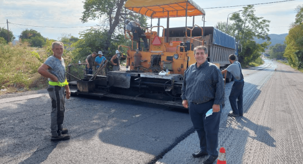 Χωρίς «διακοπές» οι ασφαλτοστρώσεις στην Π.Ε. Πέλλας.