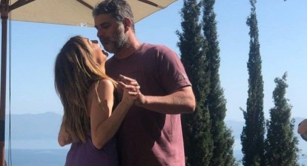 Δέσποινα Βανδή: Χέρι χέρι με τον Βασίλη Μπισμπίκη στην Κρήτη