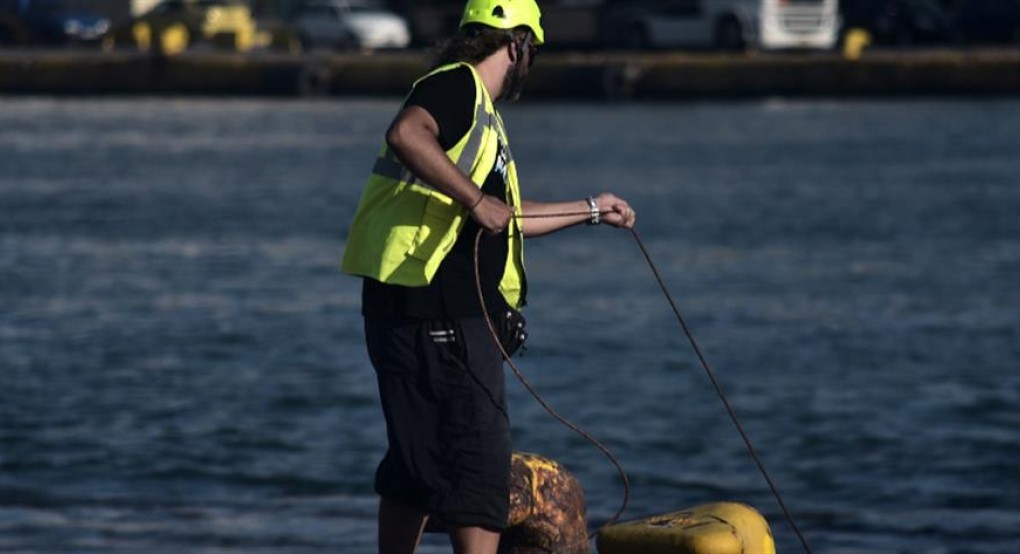 Σε περιπέτεια εξελίχθηκε το ταξίδι 1000 και πλέον επιβατών πλοίου από τη Σύρο προς τον Πειραιά.