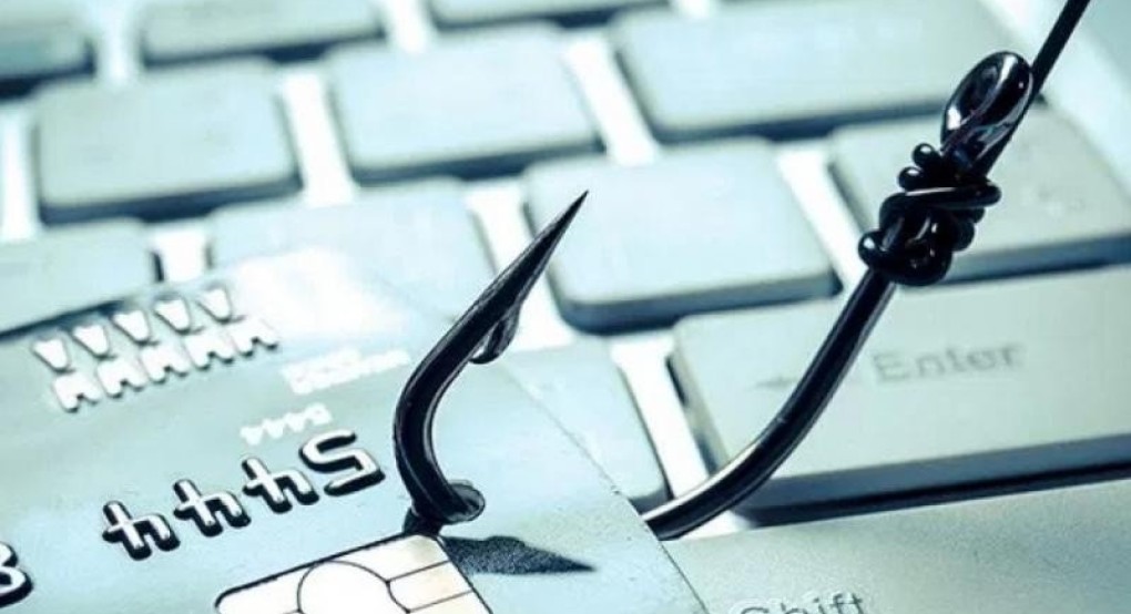 Νέα απάτη στην Κρήτη: Πώς μια 66χρονη έχασε 19.000 ευρώ Νέα απάτη στην Κρήτη: Πώς μια 66χρονη έχασε 19.000 ευρώ