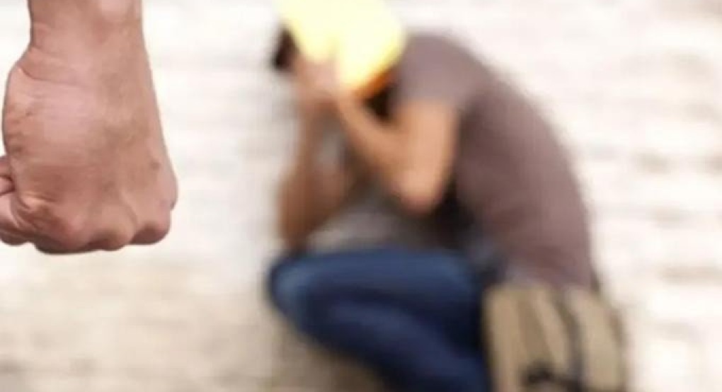 Συμμορία νεαρών επιτέθηκε και ξυλοκόπησε με λοστό 18χρονο Συμμορία νεαρών επιτέθηκε και ξυλοκόπησε με λοστό 18χρονο