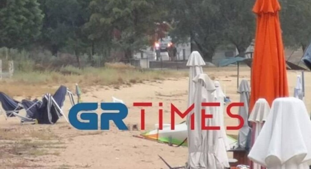 Στο έλεος της κακοκαιρίας η Χαλκιδική – Κατολίσθηση βράχων στην Τορώνη Στο έλεος της κακοκαιρίας η Χαλκιδική – Κατολίσθηση βράχων στην Τορώνη