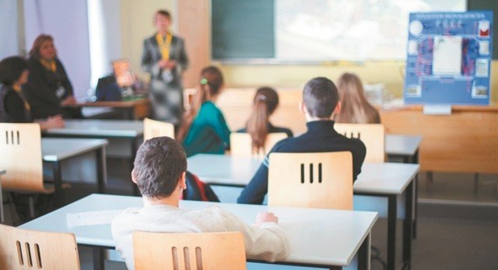 Η οδύσσεια των αναπληρωτών