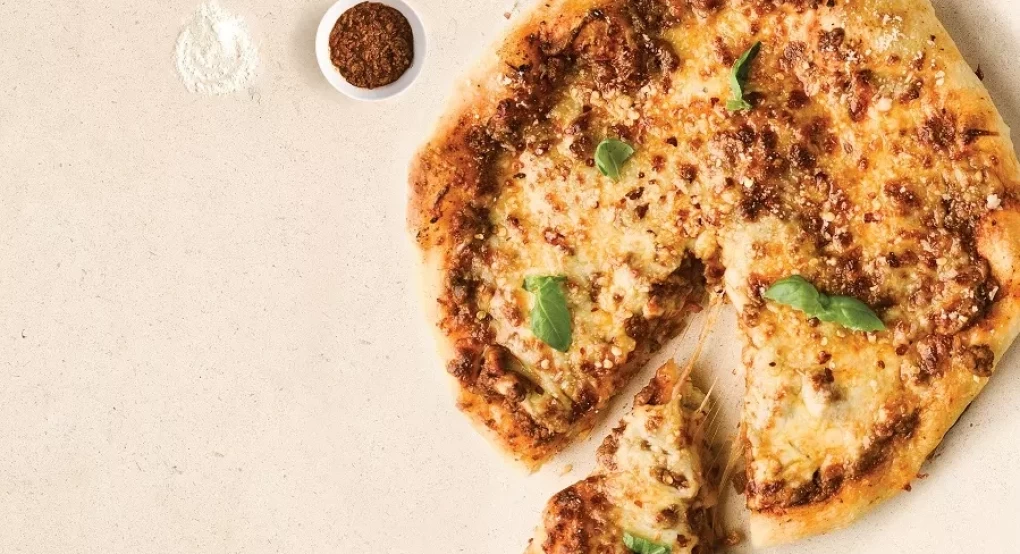 Πίτσα μπολονέζ - Αποτελεί από μόνη της ένα κύριο γεύμα