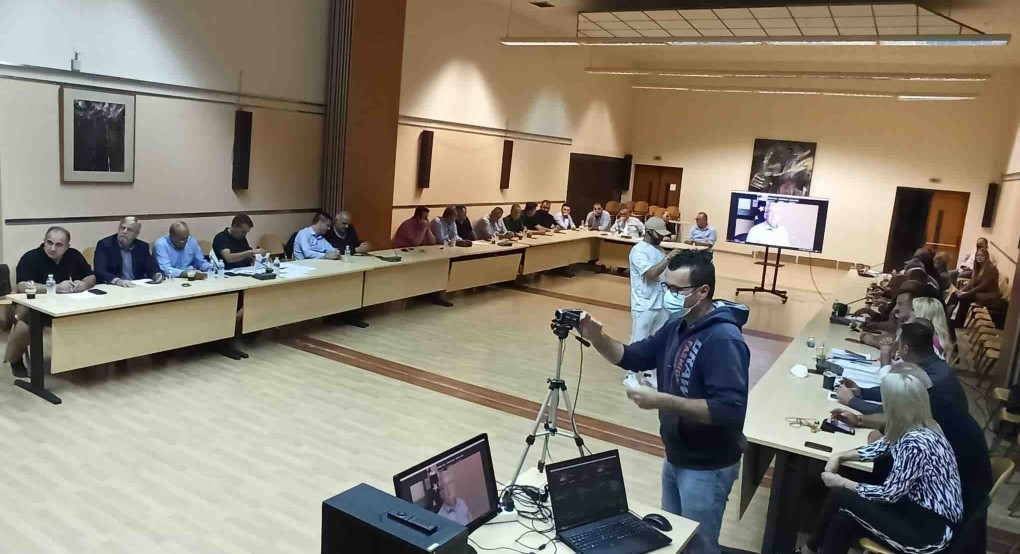 Δεν ψηφίστηκε για δεύτερη φορά ο δανεισμός για αλλαγή λαμπτήρων LED στα Γιαννιτσά (φώτος, video) Δεν ψηφίστηκε για δεύτερη φορά ο δανεισμός για αλλαγή λαμπτήρων LED στα Γιαννιτσά (φώτος, video)