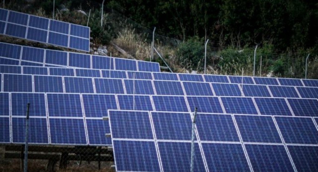 Επιδότηση για εγκατάσταση 250.000 μικρών φωτοβολταϊκών Επιδότηση για εγκατάσταση 250.000 μικρών φωτοβολταϊκών