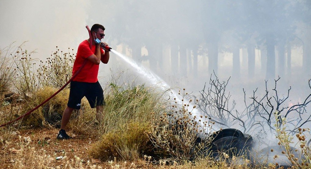 Φωτιά τώρα στην περιοχή Καραούλια Ναυπακτίας