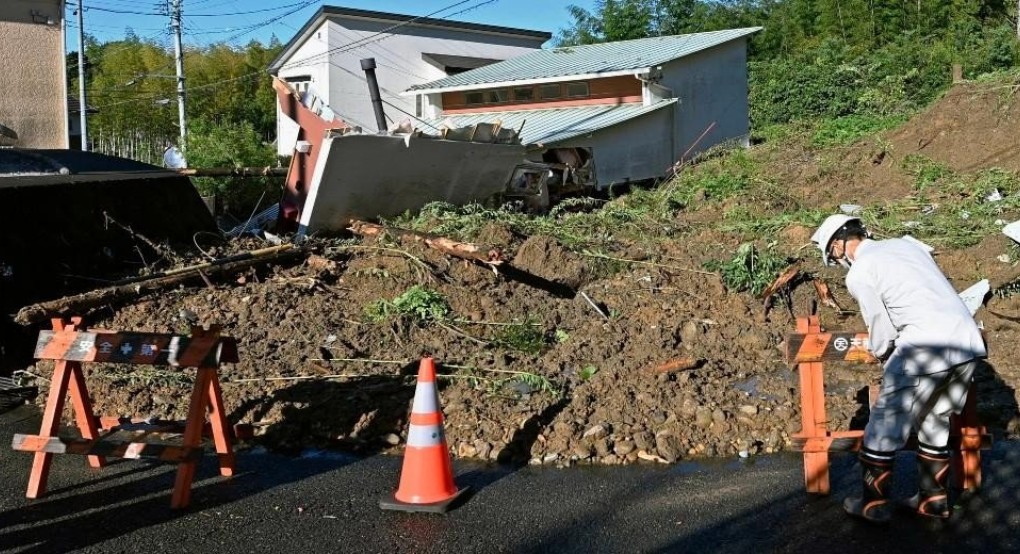 Ακόμη ένας φονικός τυφώνας σαρώνει την Ιαπωνία