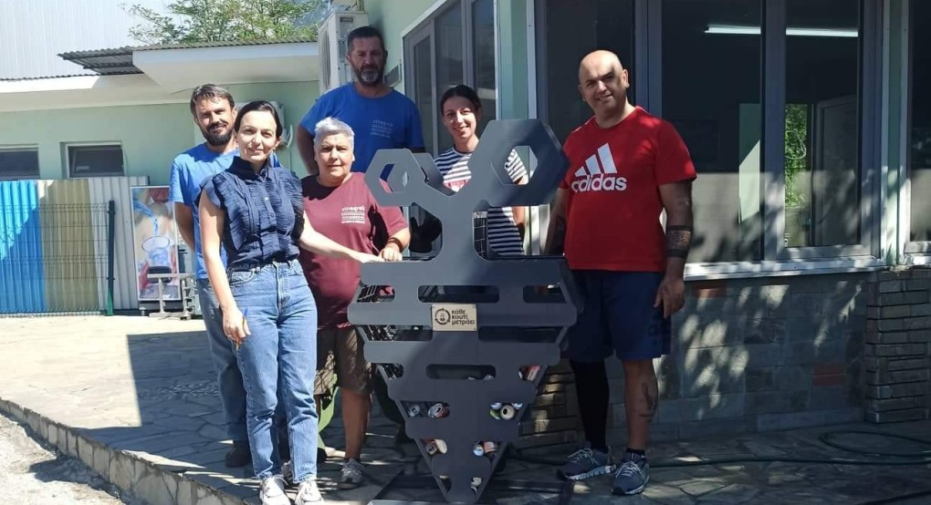 Το Συμβαδί-ζω ευχαριστεί την επιχείρηση ΚΑΜΑΡΑΚΗΣ Το Συμβαδί-ζω ευχαριστεί την επιχείρηση ΚΑΜΑΡΑΚΗΣ