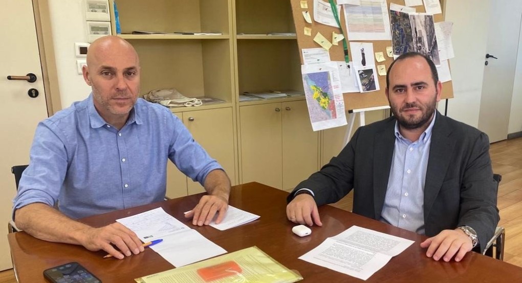 Συνάντηση Λάκη Βασιλειάδη με τον Υφυπουργό Περιβάλλοντος & Ενέργειας Γιώργο Αμυρά Συνάντηση Λάκη Βασιλειάδη με τον Υφυπουργό Περιβάλλοντος & Ενέργειας Γιώργο Αμυρά
