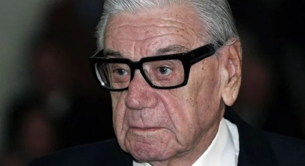 Ζάχος Χατζηφωτίου: Πούλησε όλη του την περιουσία και ζούσε σε ενοίκιο Ζάχος Χατζηφωτίου: Πούλησε όλη του την περιουσία και ζούσε σε ενοίκιο