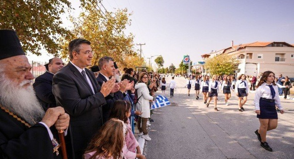 Ο Απόστολος Τζιτζικώστας στις εκδηλώσεις για την 110η επέτειο από την Απελευθέρωση της Χαλάστρας Ο Απόστολος Τζιτζικώστας στις εκδηλώσεις για την 110η επέτειο από την Απελευθέρωση της Χαλάστρας