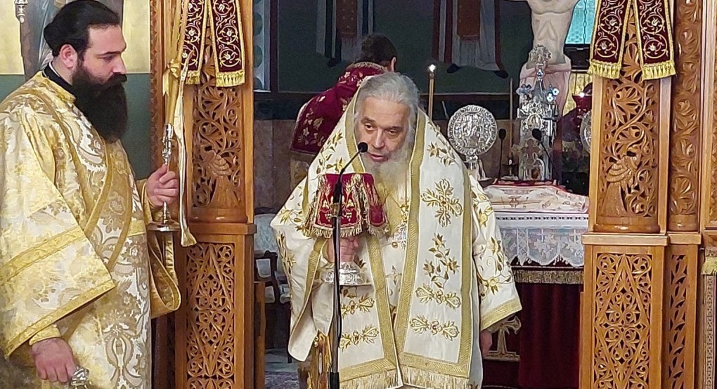 Πανηγυρική θεία Λειτουργία στον Άγιο Νεκτάριο Έδεσσας Πανηγυρική θεία Λειτουργία στον Άγιο Νεκτάριο Έδεσσας