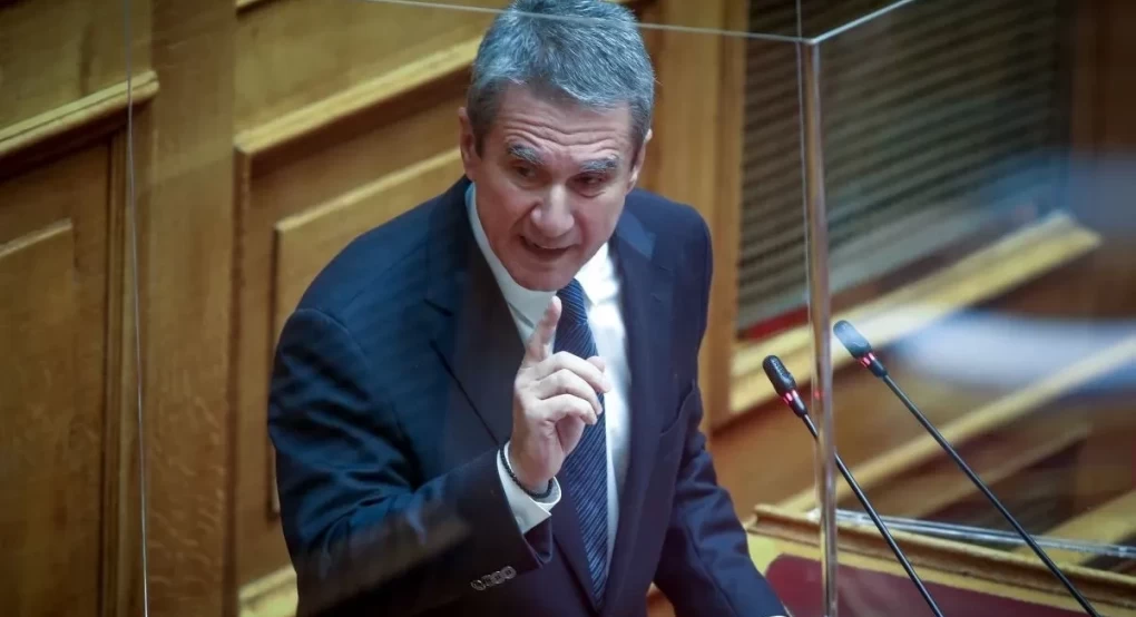 Έξαλλος ο Λοβέρδος με τον βασιλιά Φίλιππο της Ισπανίας – “Ο αγενής άναξ μας έστησε μιάμιση ώρα!”