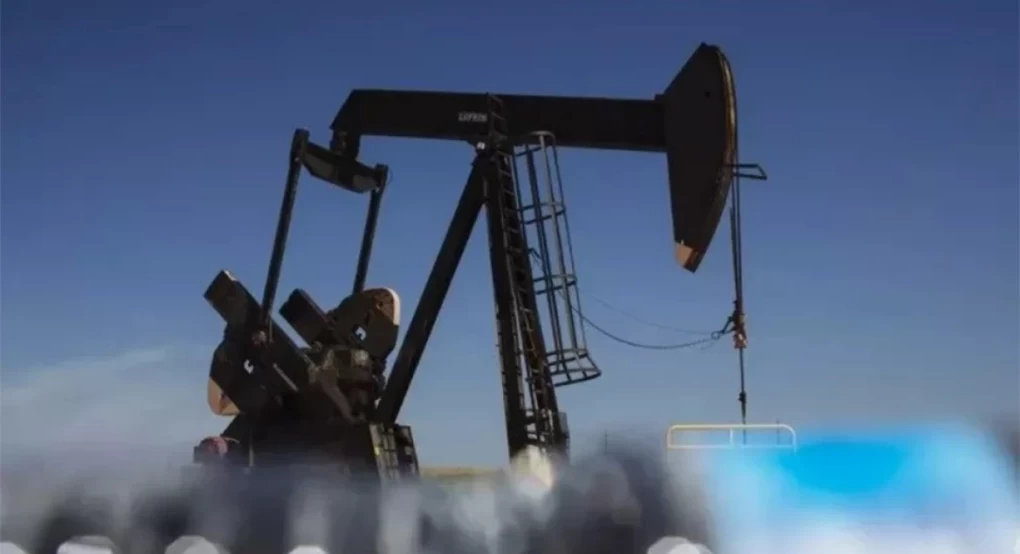Πετρέλαιο: Κάτω από τα $78 ανά βαρέλι το αμερικανικό αργό