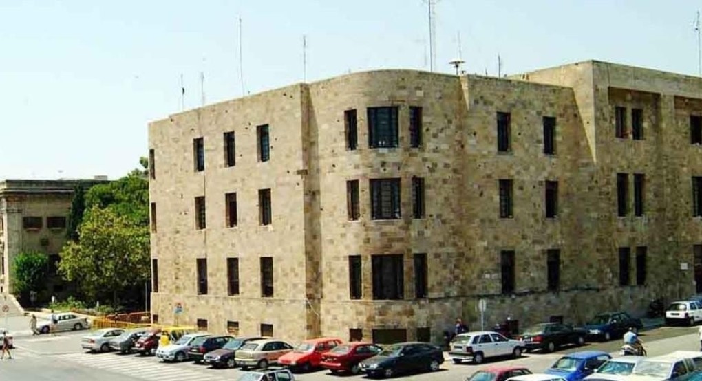 Ποινική δίωξη σε βάρος της 45χρονης οικιακής βοηθού για τη δολοφονία στη Ρόδο Ποινική δίωξη σε βάρος της 45χρονης οικιακής βοηθού για τη δολοφονία στη Ρόδο