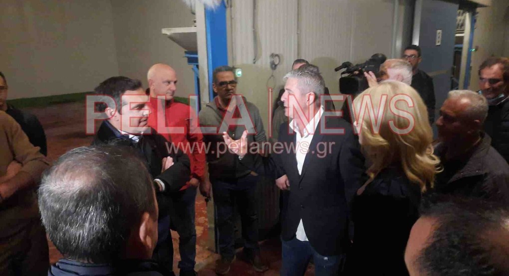 Τα είπε όλα ο Πρόεδρος του ΣΕΑΣ Πέλλας Ν. Μηνάς στον Αλ. Τσίπρα Τα είπε όλα ο Πρόεδρος του ΣΕΑΣ Πέλλας Ν. Μηνάς στον Αλ. Τσίπρα