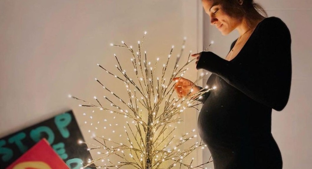 Γέννησε η Μαίρη Συνατσάκη Γέννησε η Μαίρη Συνατσάκη