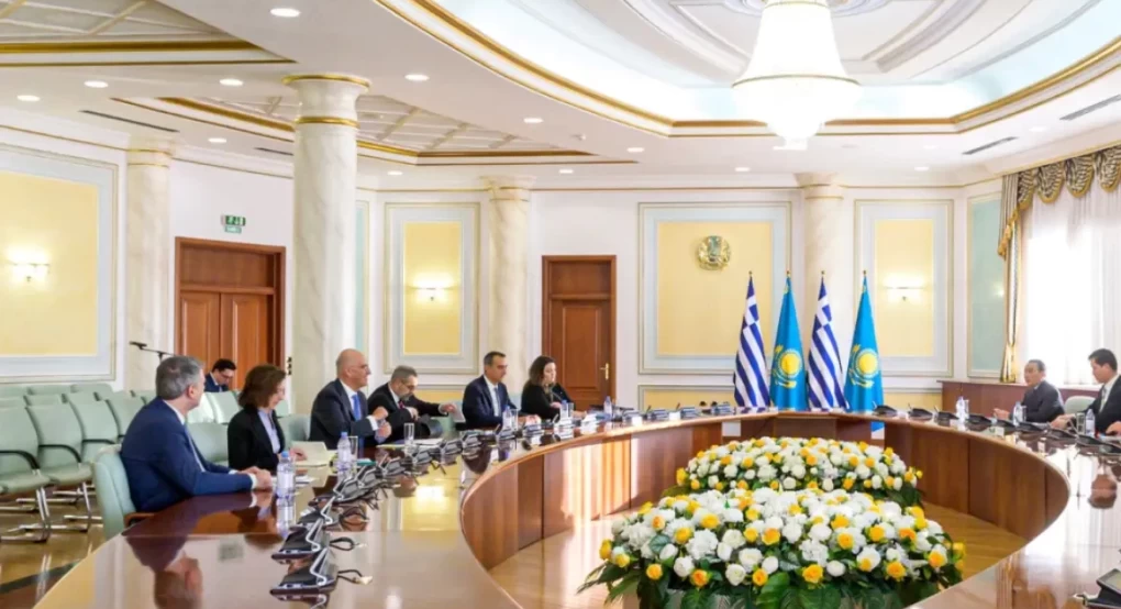Στην Αστάνα ο Νίκος Δένδιας - Συνάντηση με τον πρόεδρο και τον ΥΠΕΞ του Καζακστάν