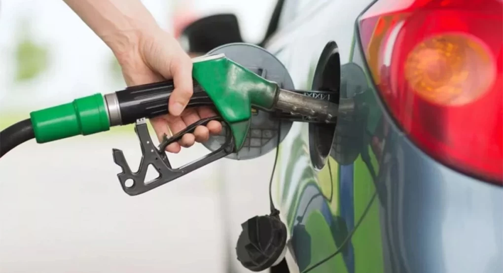 Πρόεδρος Πρατηριούχων: Τα Χριστούγεννα η βενζίνη θα είναι 20% φθηνότερη από ό,τι το καλοκαίρι