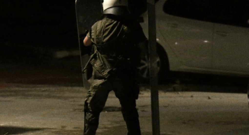 Θεσσαλονίκη: Νυχτερινή επίθεση με μολότοφ σε διμοιρία των ΜΑΤ