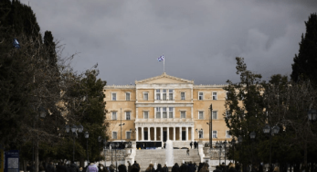 Έκθεση ΙΝΕ-ΓΣΕΕ για την οικονομία: Κατώτατος μισθός κάτω από το όριο αξιοπρεπούς διαβίωσης στην Ελλάδα Έκθεση ΙΝΕ-ΓΣΕΕ για την οικονομία: Κατώτατος μισθός κάτω από το όριο αξιοπρεπούς διαβίωσης στην Ελλάδα