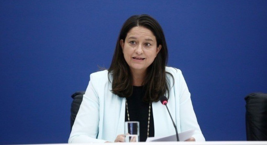 Κεραμέως: “Έχουμε προκηρύξει τις θέσεις για τους διευθυντές όλων των σχολείων της χώρας” Κεραμέως: “Έχουμε προκηρύξει τις θέσεις για τους διευθυντές όλων των σχολείων της χώρας”
