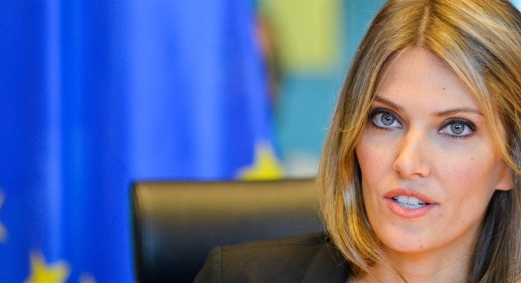 Εύα Καϊλή: Συνεχίζεται το “θρίλερ” στις Βρυξέλλες Εύα Καϊλή: Συνεχίζεται το “θρίλερ” στις Βρυξέλλες