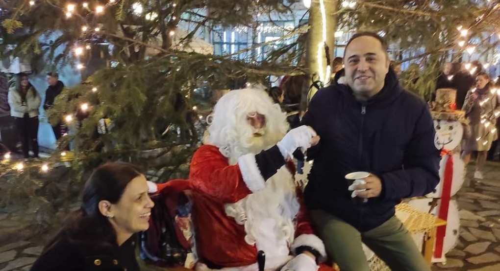 Δημήτρης Γιάντσης... Με τον Άη Βασίλη και Αλμωπάρα Δημήτρης Γιάντσης... Με τον Άη Βασίλη και Αλμωπάρα