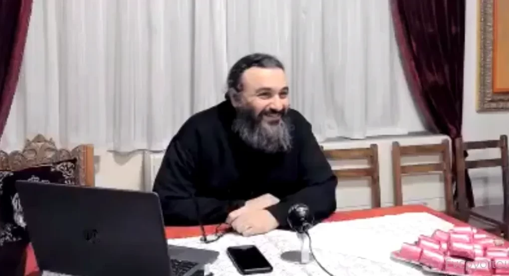 Εορτάζει ο πατήρ Ελευθέριος Χαραλαμπίδης Εορτάζει ο πατήρ Ελευθέριος Χαραλαμπίδης