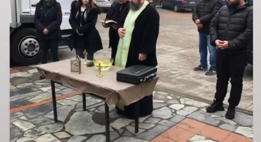 Προμαχοι:Αγιασμός στις κινητές μονάδες Υγείας Προμαχοι:Αγιασμός στις κινητές μονάδες Υγείας