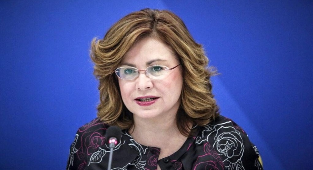 Μαρία Σπυράκη: Πλήρωσε 21.240 ευρώ στο ευρωπαϊκό κοινοβούλιο και έστειλε εξώδικο στον συνεργάτη της Μαρία Σπυράκη: Πλήρωσε 21.240 ευρώ στο ευρωπαϊκό κοινοβούλιο και έστειλε εξώδικο στον συνεργάτη της