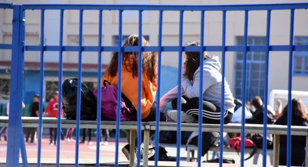 Πολλαπλό βιβλίο: Η νέα μεταρρύθμιση για τα σχολεία που θα αλλάξει την εκπαιδευτική διαδικασία -Τι είναι
