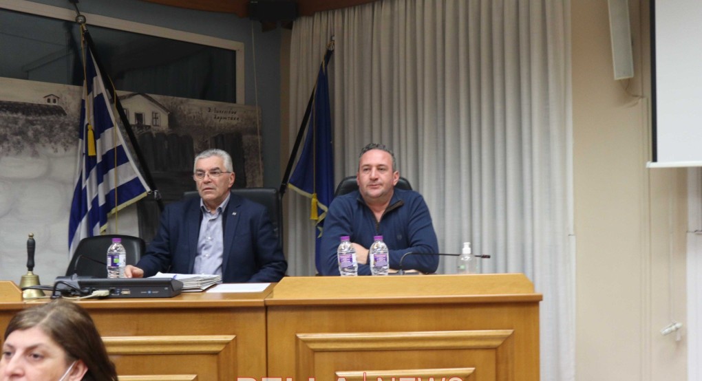Χρήστος Μπάτσης: Οι δύο πρώην Δήμαρχοι είχαν αποφασίσει να θέσουν σε ομηρία τον Δήμαρχο Χρήστος Μπάτσης: Οι δύο πρώην Δήμαρχοι είχαν αποφασίσει να θέσουν σε ομηρία τον Δήμαρχο