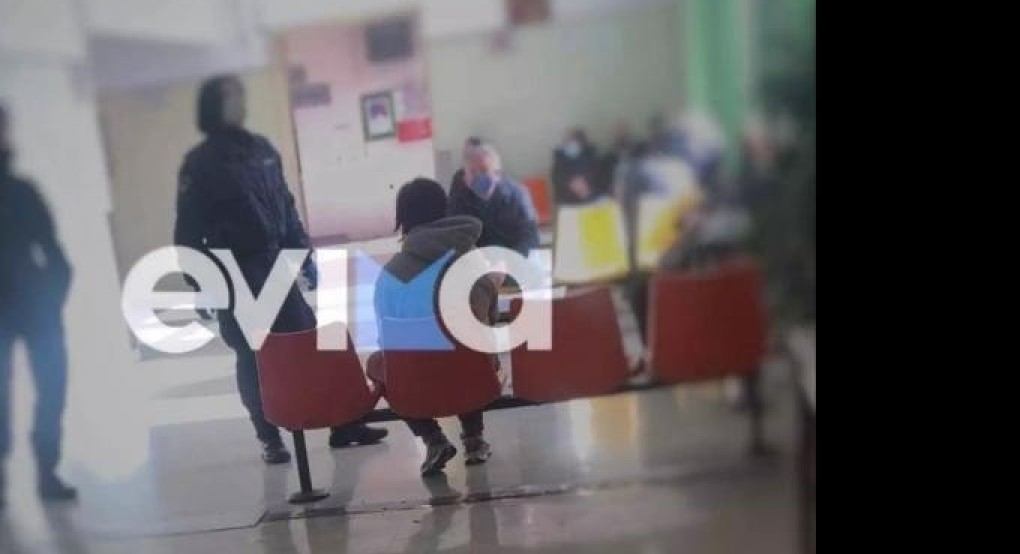Στο ΚΑΤ η 17χρονη που μαχαίρωσε μέχρι θανάτου την 22χρονη φίλη της Στο ΚΑΤ η 17χρονη που μαχαίρωσε μέχρι θανάτου την 22χρονη φίλη της