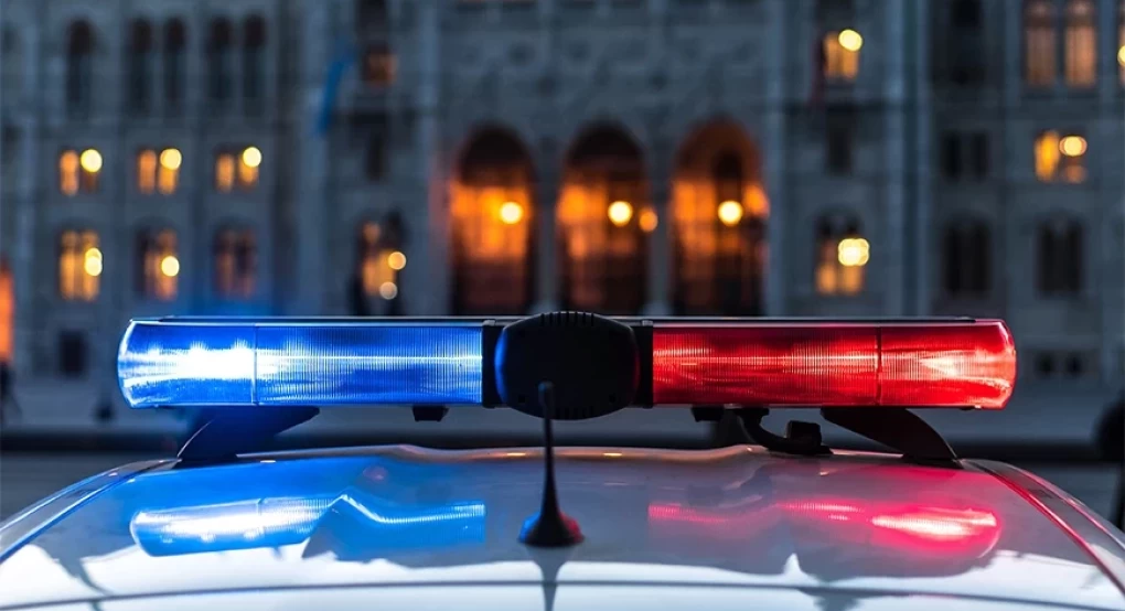 Ουγγαρία: Άνδρας τραυμάτισε με μαχαίρι 3 αστυνομικούς στη Βουδαπέστη – Νεκρός ο ένας